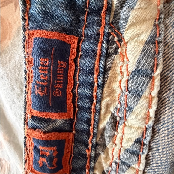 Rock Revival Distressed Blue Embroidered Back Pocket Jeans “Elena” skinny - Picture 12 of 16